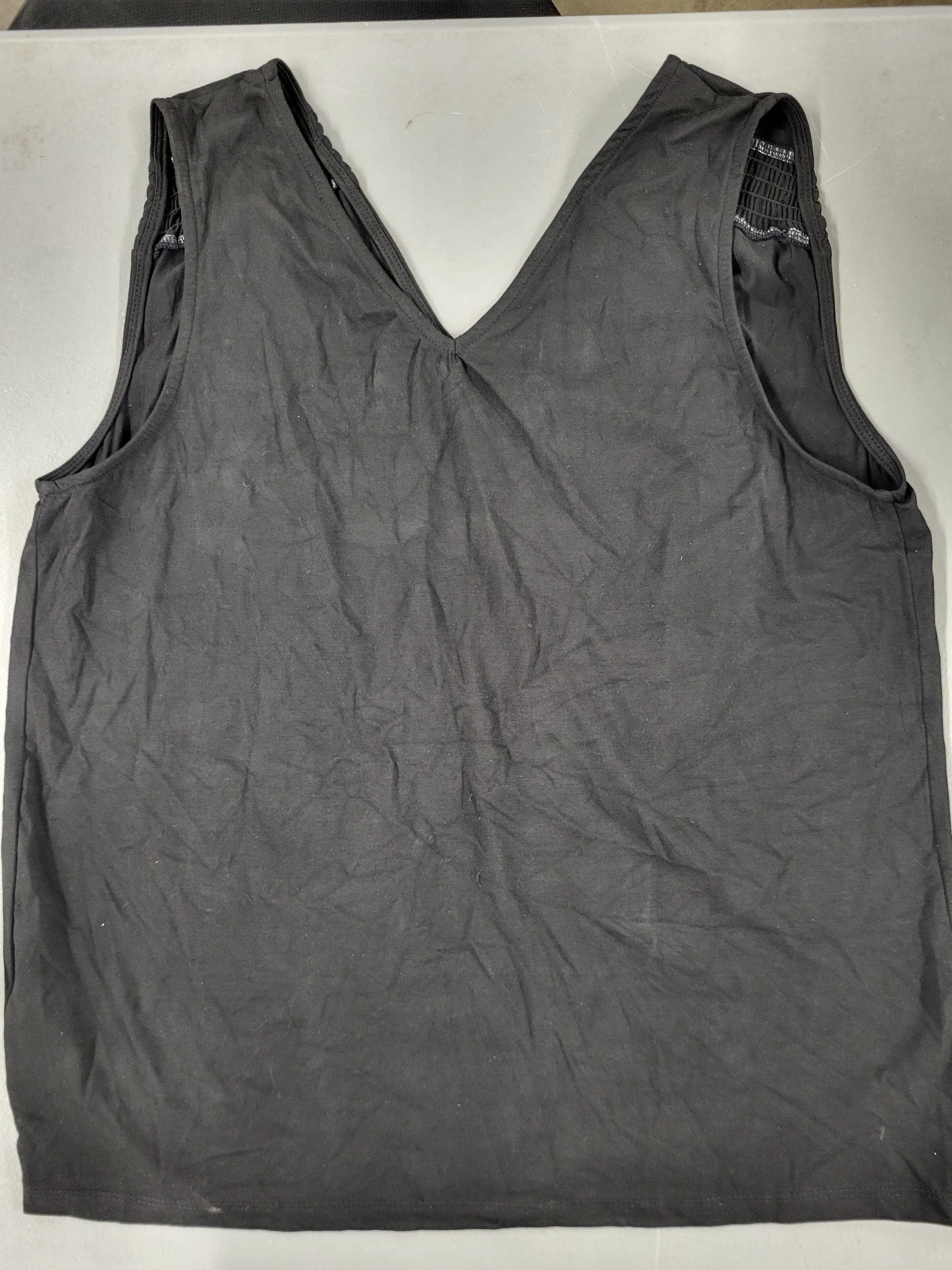 Sleeveless Tanktop V-Neck (XL)