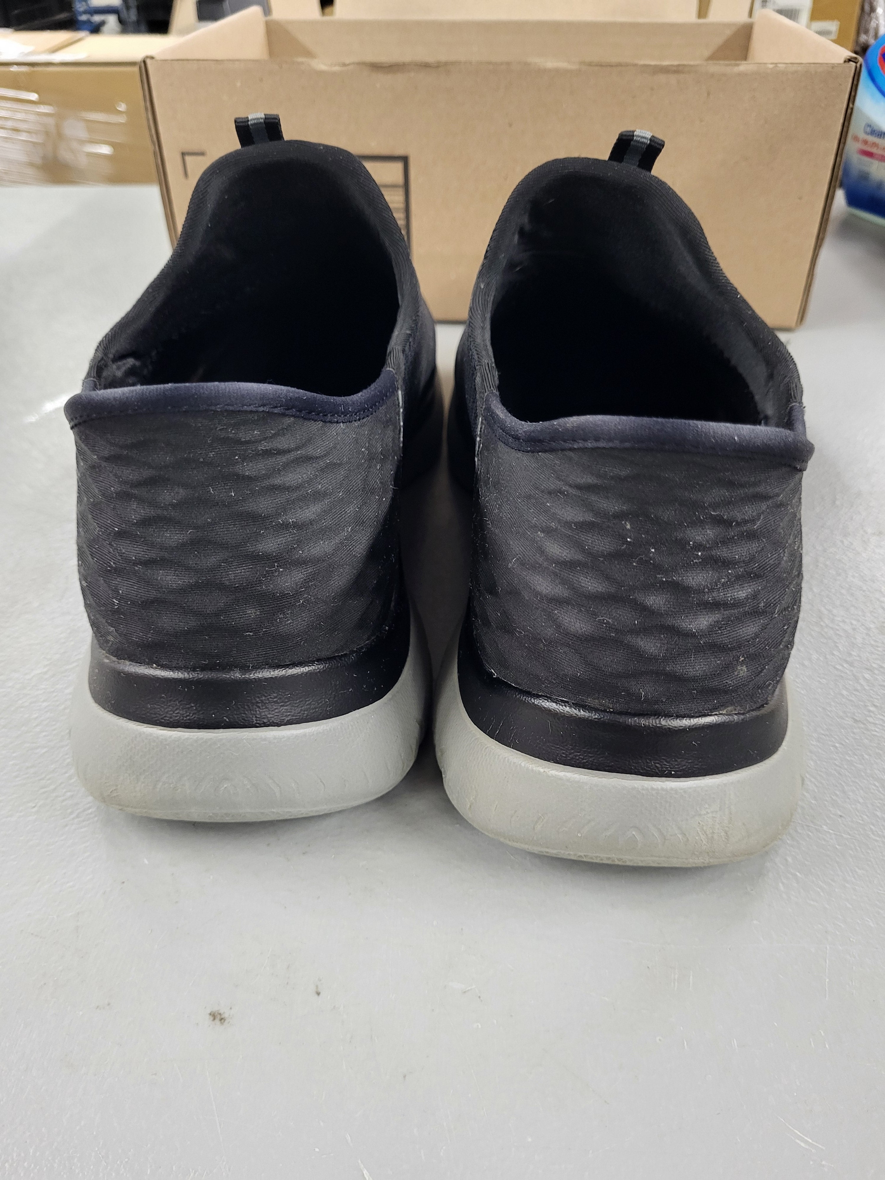 Sketchers Slip-Ins: Summit (Men's 10)